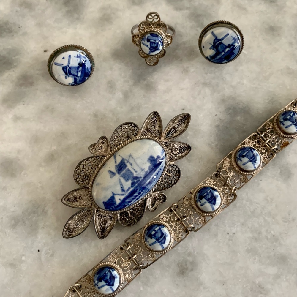 Original vintage  Delft jewelry vintage tile with silver filigree